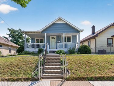 3838 Dupont Avenue N, Minneapolis, MN 55412