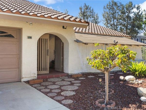 1795 N Shamrock, Upland, CA 91784