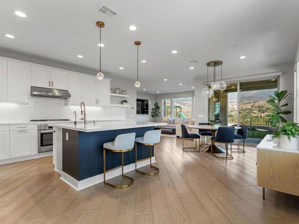 1832 Aliso Canyon Dr, Lake Forest, CA 92610