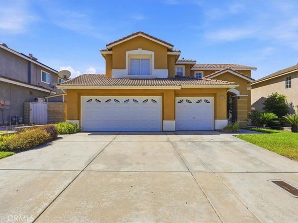 14993 Oak Spring, Fontana, CA 92336