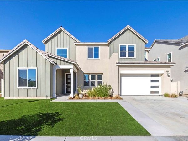 28683 Windbreak, Saugus, CA 91350