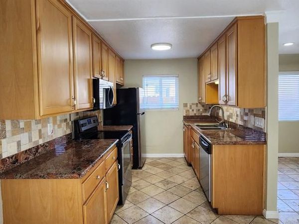 9860 Dale, Unit A6, Spring Valley, CA 91977