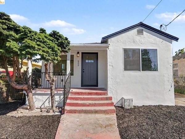 952 105th AVE, Oakland, CA 94603