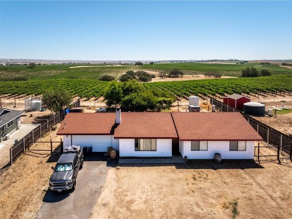 5430 Fa-Rousse, Paso Robles, CA 93446