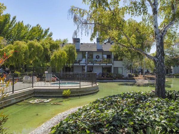 905 W Middlefield Road, Unit 918, Mountain View, CA 94043