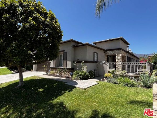 3154 Brunstane Circle, Corona, CA 92882