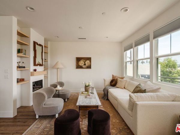 2911 Exposition Place, Unit 1, Los Angeles, CA 90018