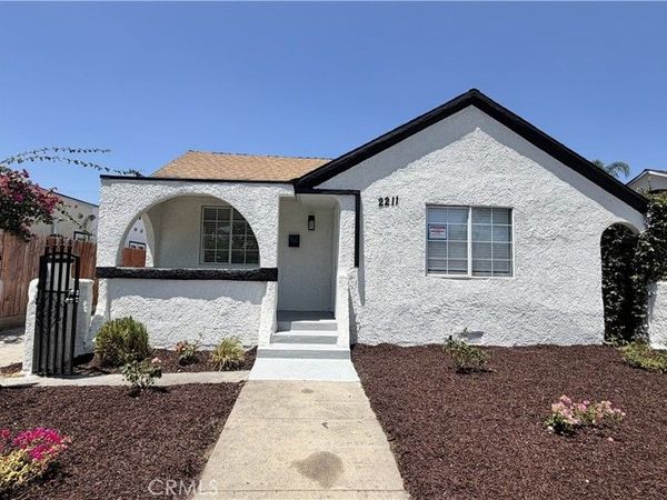 2211 S Sycamore, Los Angeles, CA 90016