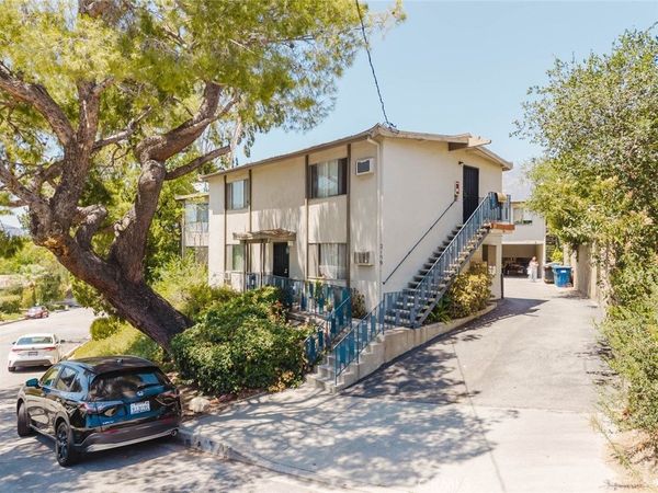 2159 La Canada Crest Drive, Unit 2, La Canada Flintridge, CA 91011