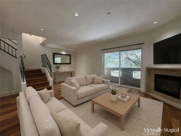 5401 Morella, Unit 103, Valley Village, CA 91607