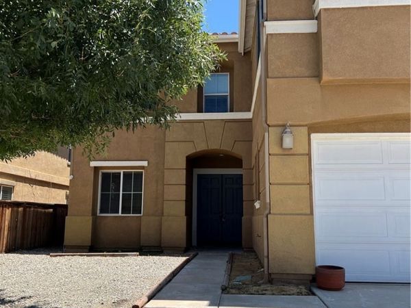 8975 Guadalupe, Hesperia, CA 92344