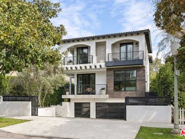 1940 Kelton Avenue, Los Angeles, CA 90025