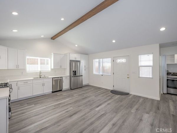 6237 Agnes Avenue, North Hollywood, CA 91606