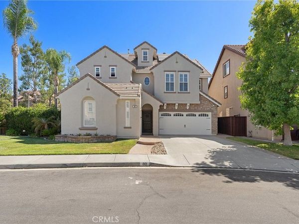 80 Shadebough, Mission Viejo, CA 92692