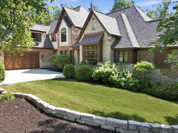 1009 Foy Court , Crown Point, IN 46307