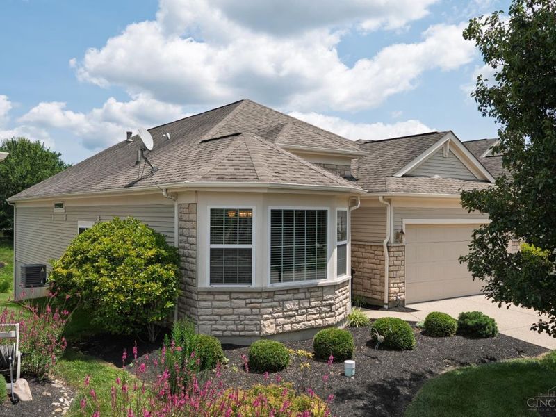 1270 Secretariat Court, Batavia Twp, OH 45103 Photo 2