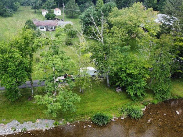 528 JOLLYS GROVE Lane, Weikert, PA 17885