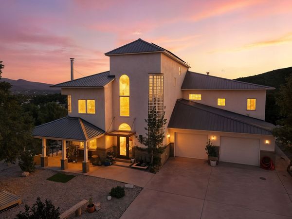 75 Canyon Road , Sandia Park, NM 87047