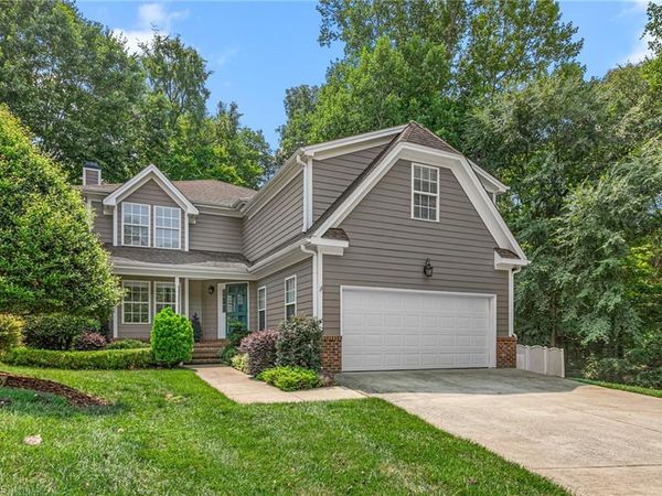 211 Walter Hagen Drive, Mebane, NC 27302