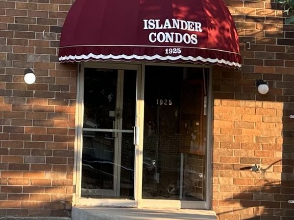 1925 Canal Street , Unit 3a, Blue Island, IL 60406