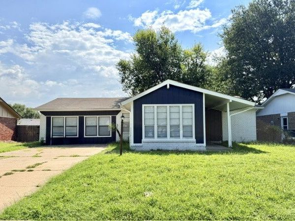 313 N Cedar Street , Jenks, OK 74037