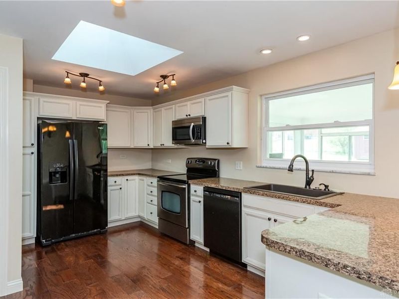 650 Kenbrook Drive, Vandalia, OH 45377 Photo 5