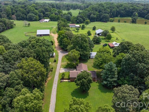 4988 Amick Lane, Liberty, NC 27298