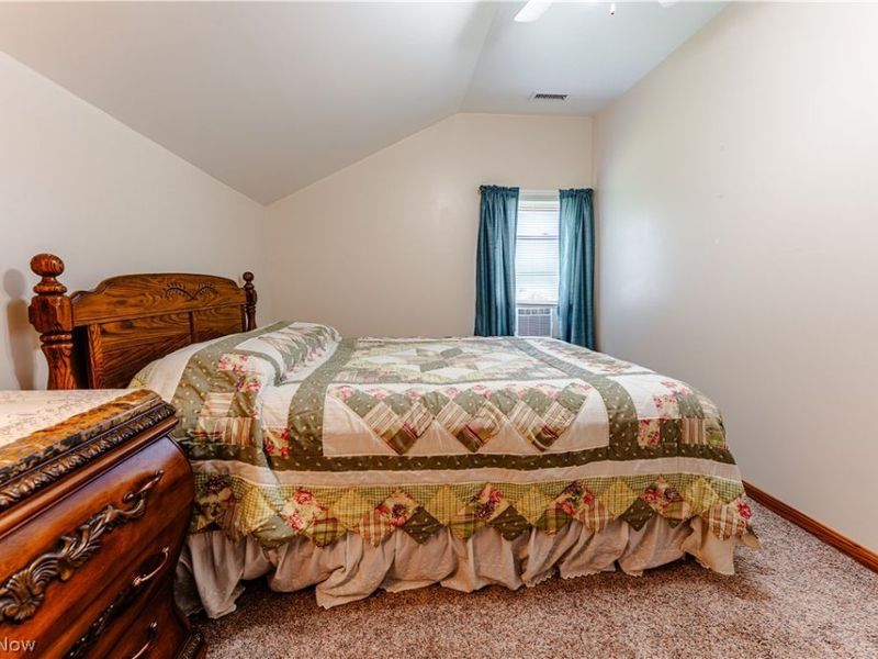 11755 Market Ave NW , Uniontown, OH 44685 Photo 19