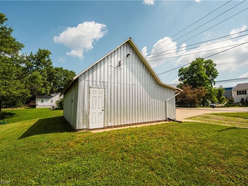 11755 Market Ave NW , Uniontown, OH 44685 Photo 31
