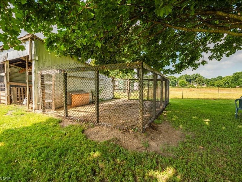 11755 Market Ave NW , Uniontown, OH 44685 Photo 34