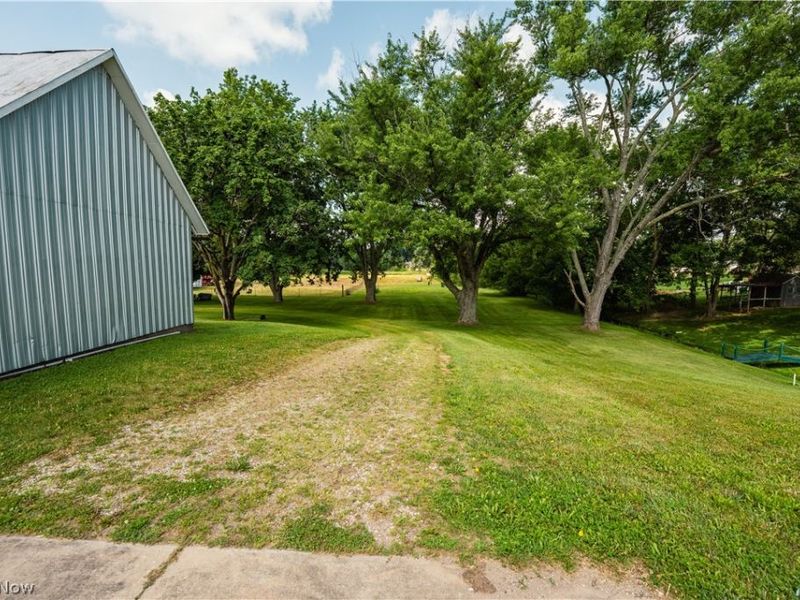 11755 Market Ave NW , Uniontown, OH 44685 Photo 37