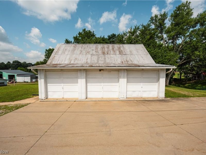 11755 Market Ave NW , Uniontown, OH 44685 Photo 38