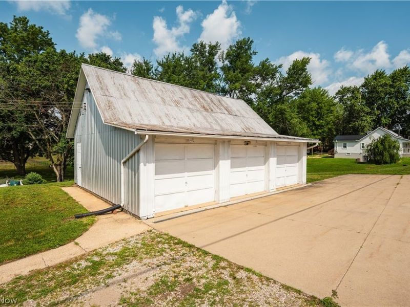 11755 Market Ave NW , Uniontown, OH 44685 Photo 41