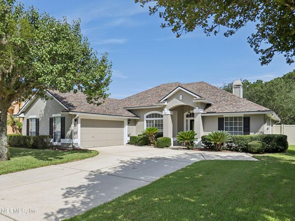 2070 THORNHILL Drive, Fleming Island, FL 32003