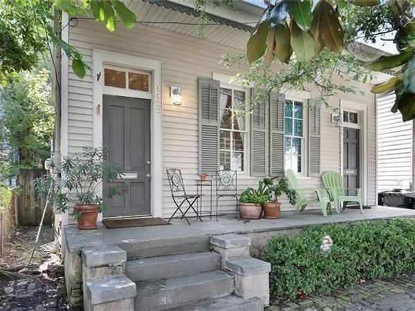 1124 BORDEAUX Street , New Orleans, LA 70115