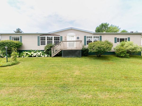 611 Meadowbend Road, Williston, VT 05495