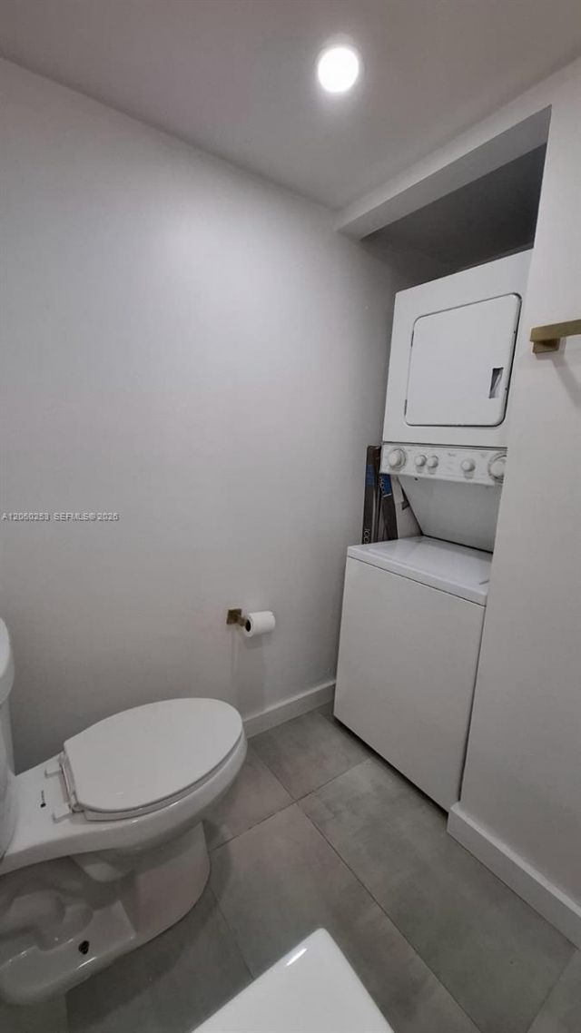 20860 San Simeon Way, Unit 108-6, Miami, FL 33179 Photo