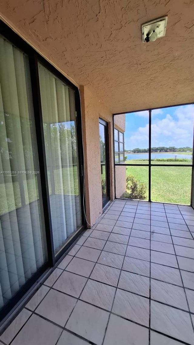 20860 San Simeon Way, Unit 108-6, Miami, FL 33179 Photo