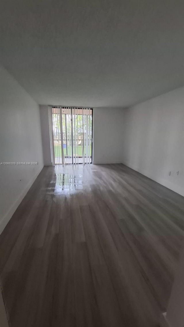 20860 San Simeon Way, Unit 108-6, Miami, FL 33179 Photo