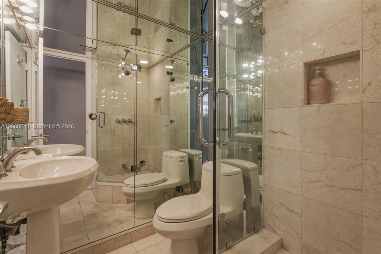 2 Grove Isle Dr, Unit B301, Miami, FL 33133 Photo