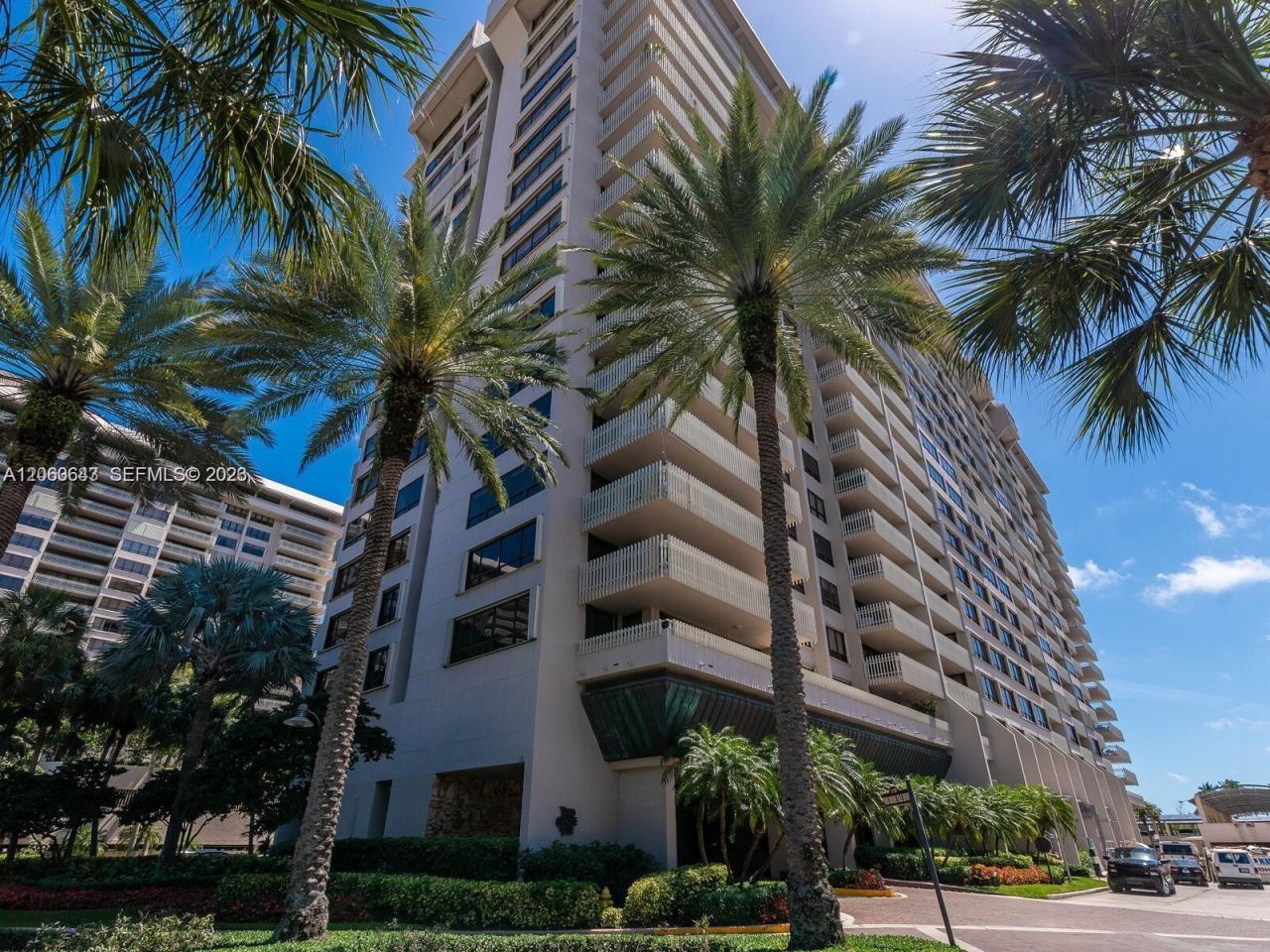 2 Grove Isle Dr, Unit B301, Miami, FL 33133 Photo