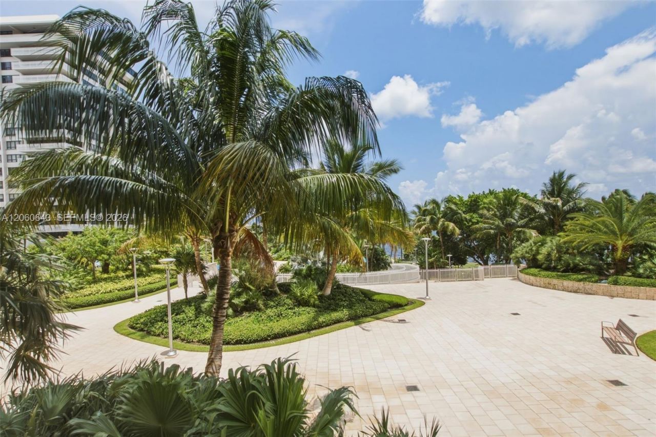 2 Grove Isle Dr, Unit B301, Miami, FL 33133 Photo