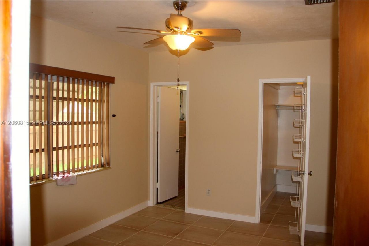70 Hammond Dr, Miami Springs, FL 33166 Photo
