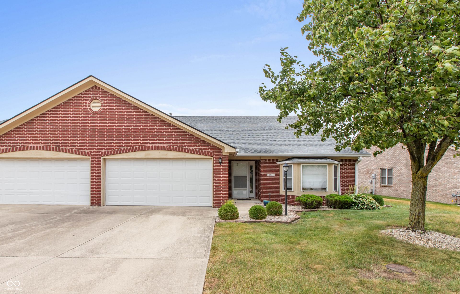 225 Waterford Court, Avon, IN 46123 Main Photo
