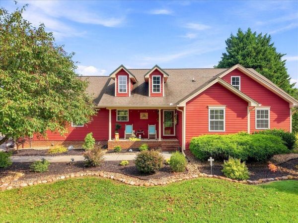 416 Terry Point Road, Dandridge, TN 37725