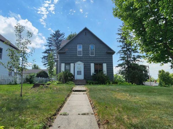 437 7th Street NE, Staples, MN 56479