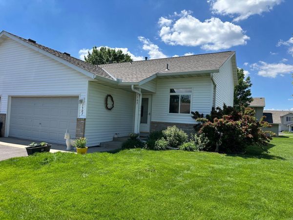 1507 Dublin Court, Shakopee, MN 55379