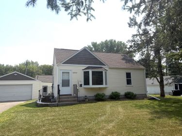 6880 Rustic Lane , Circle Pines, MN 55014