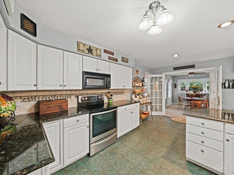 9886 Stonebridge, Symmes Township, OH 45140 Photo 10