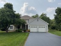 41W610 Silvana Drive, Elgin, IL 60124 primary photo